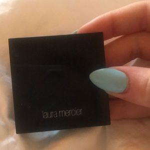 Laura Mercier Highlight 01 Barly Used